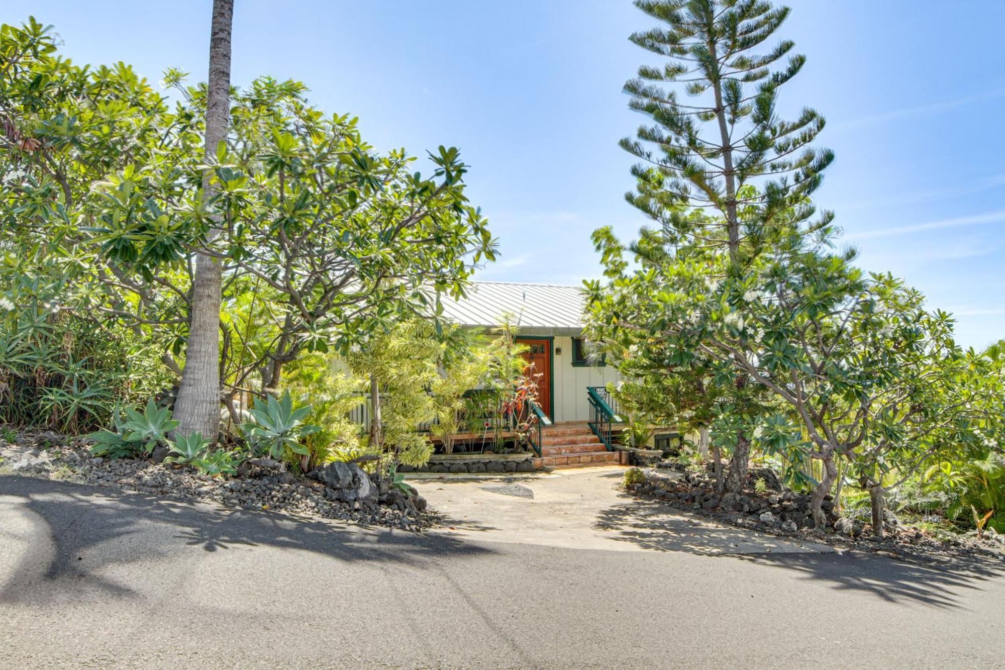 Ocean-View Bungalow Walk To Pebbles Beach! Hookena Exterior photo